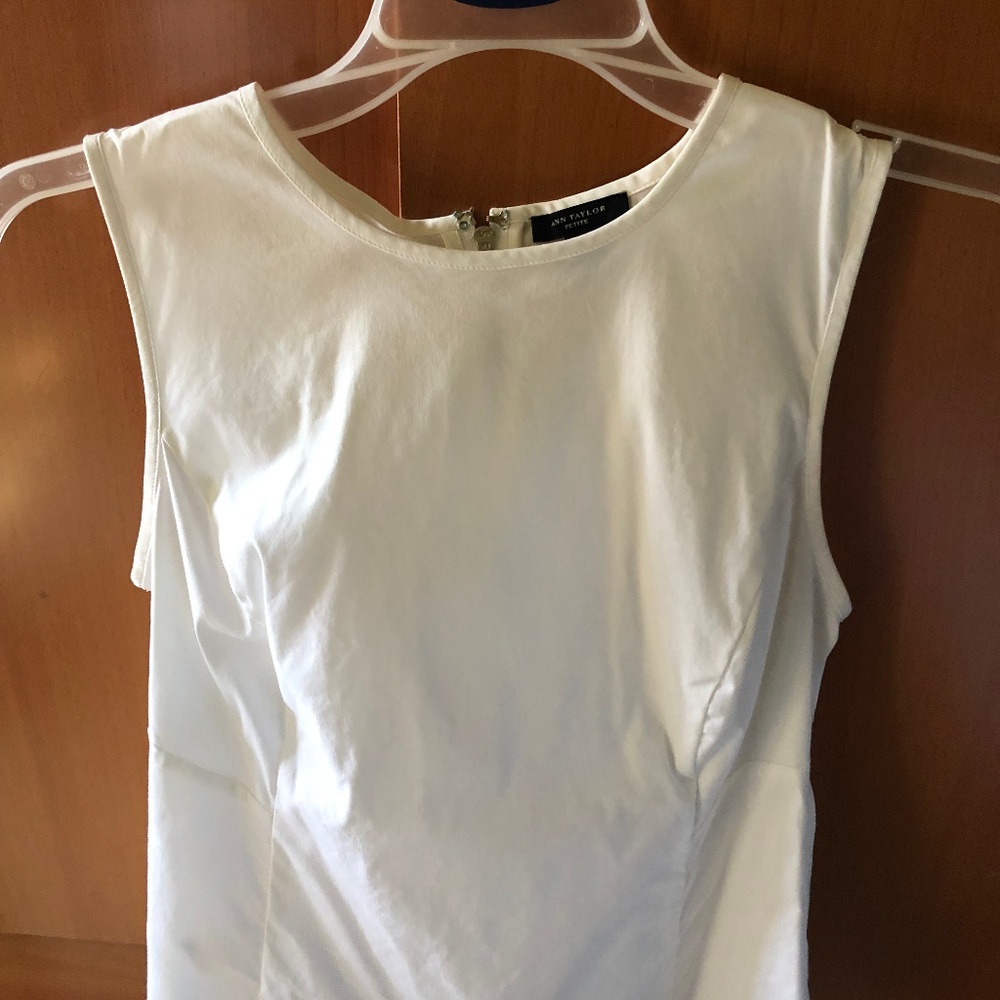 Women's ANN Taylor White blouse with back zipper